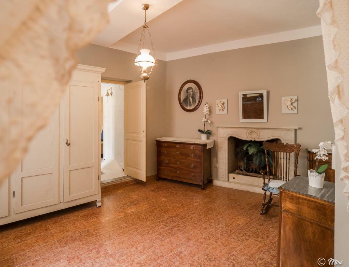 דירות ורנאצה La Casa Di Eio מראה חיצוני תמונה