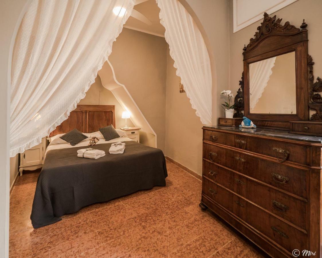 דירות ורנאצה La Casa Di Eio מראה חיצוני תמונה